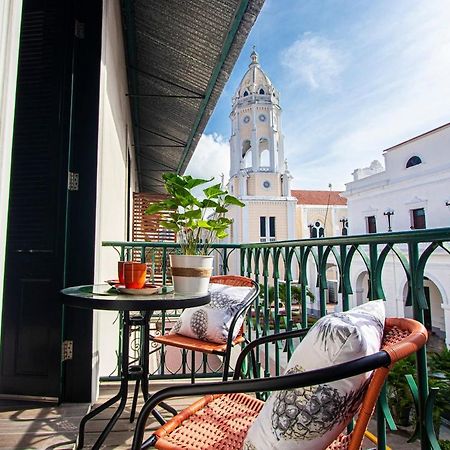 Amazinn Places Casco Viejo Billiard Table And Pool Panama-Stad Buitenkant foto